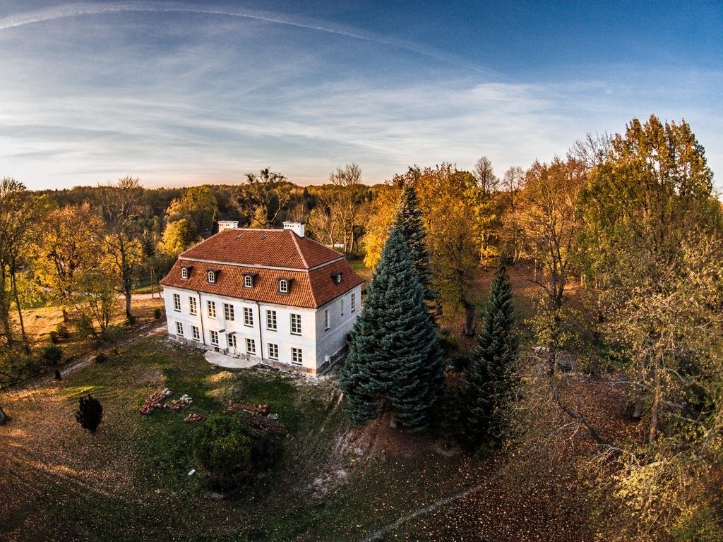 Dwor Dawidy Bed & Breakfast Mlynary Eksteriør bilde