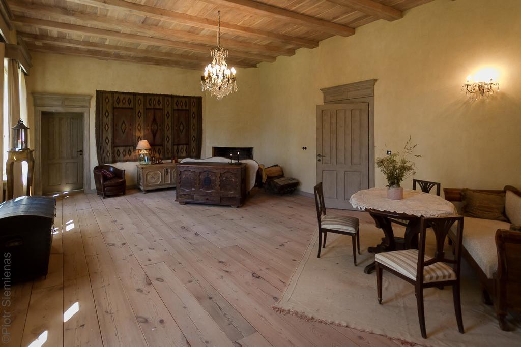 Dwor Dawidy Bed & Breakfast Mlynary Eksteriør bilde
